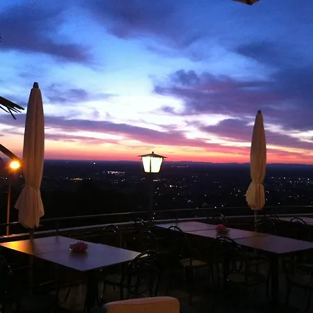 Otel Restaurant Jaegersteig 3*